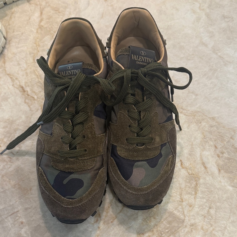 Authentic Valentino Garavani camouflage nylon suede rock runner sneakers